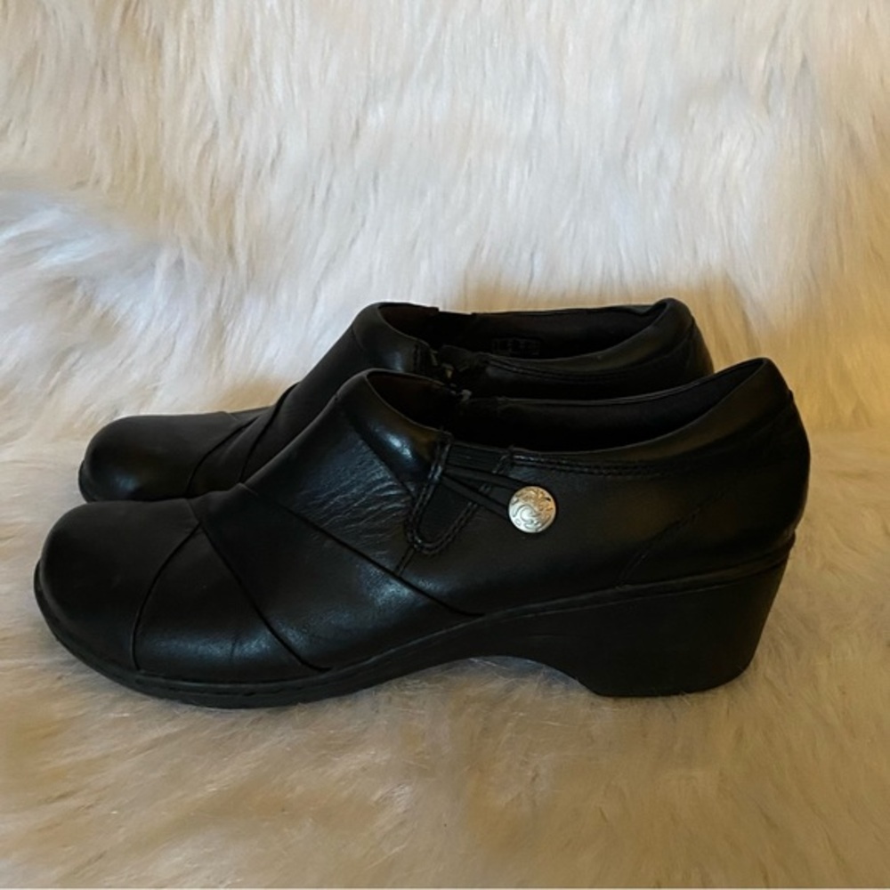 Clarks‎ Black Mules Comfortable Slip-On Design Side Zip Women’s Size 9.5M